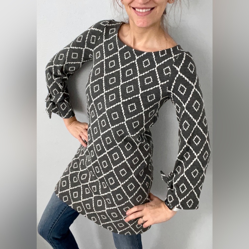 LOFT dress wool blend tie sleeves, modern grey and white pattern fit & flare